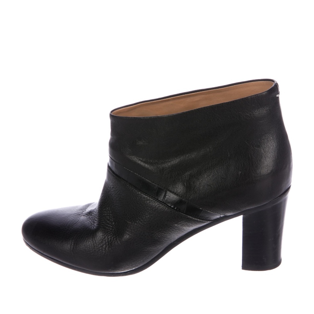 Maison Martin Margiela Black Leather Ankle Boots size 9